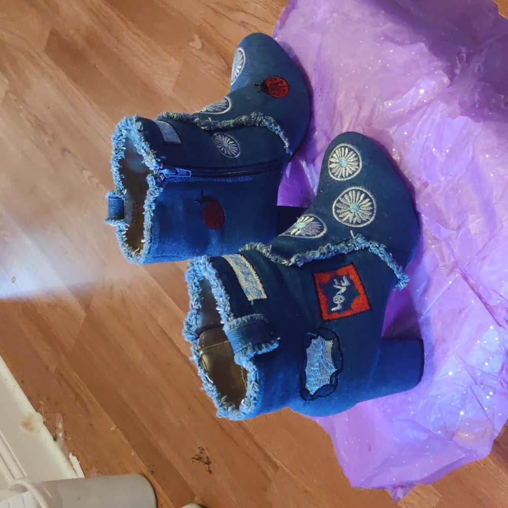 Women boots